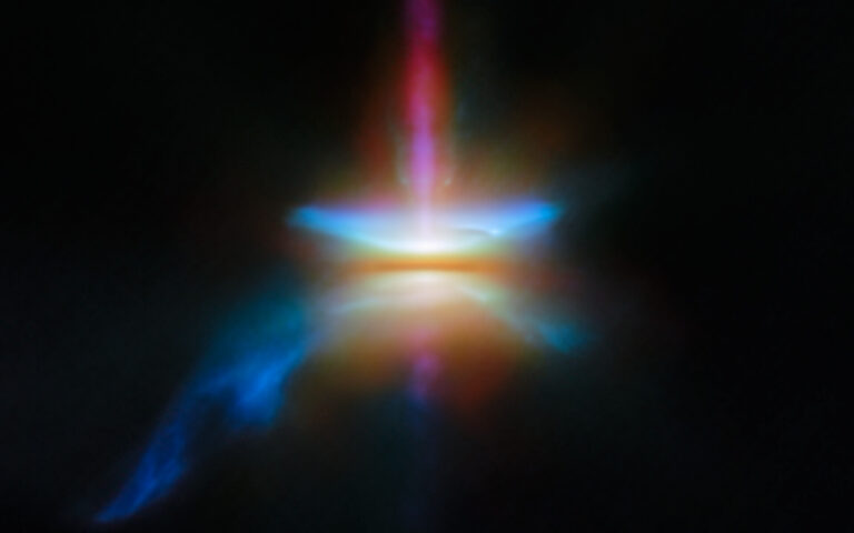 El Telescopio Espacial James Webb Investiga un Disco Dinámico y Polvoriento
